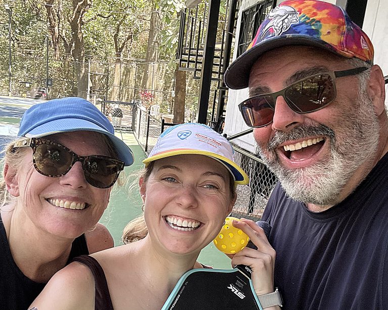 pickleball-with-guests
